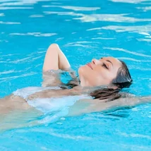 Vízi relaxációs masszázs
